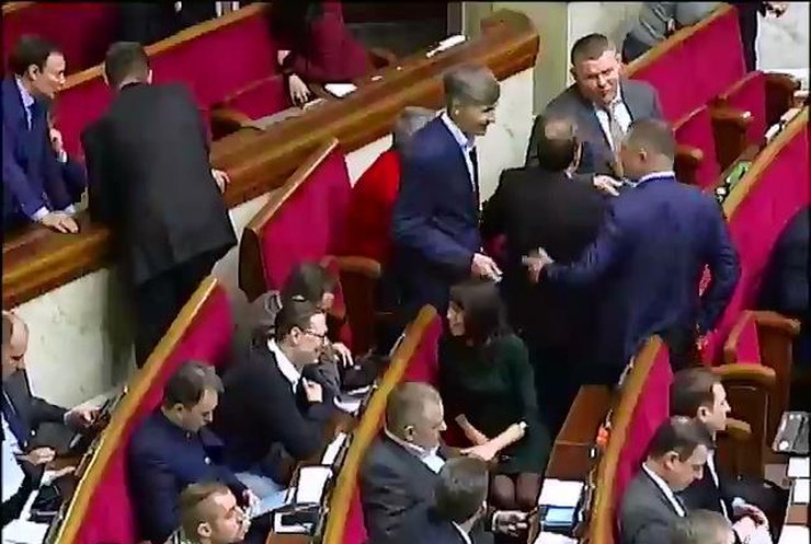 Депутатів хочуть мобілізувати як звичайних українців