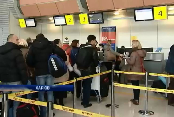Етничніх поляків евакуювали з Донбасу на 5 літаках