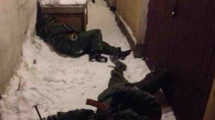 Под аэропортом Донецка погибло более 200-от солдат России
