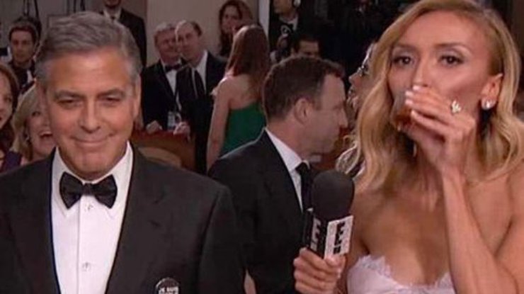 Джорж Клуни заставил ведущую выпить текилу (видео)