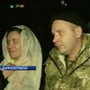 У Дніпропетровську обвінчалися військовий 17-ї бригади та волонтерка