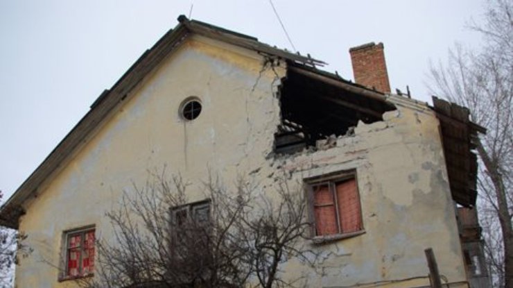 Удары Градов террористов выжигают поселки на Луганщине (карта, фото)