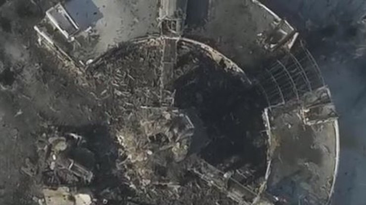 Разрушенный аэропорт Донецка: руины вышки и терминала (фото,видео)