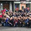 На Майдане тысячи людей помолились за жертв террора