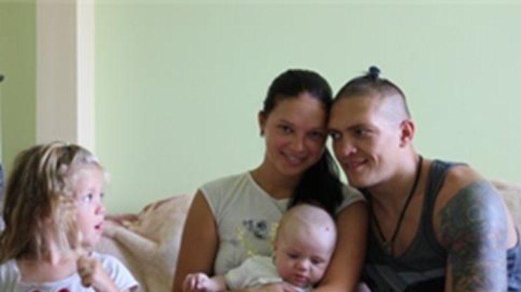 У боксера Александра Усика родился сын Миша