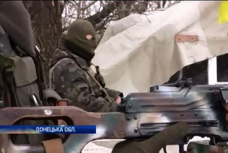 Донецький аеропорт та село Піски контролює армія України