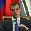 Медведев угрожает поднять Украине цену на электричество