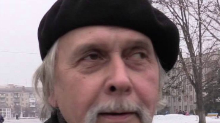 Жители Славянска рассказали о "хунте" и "нацистах" (видео)