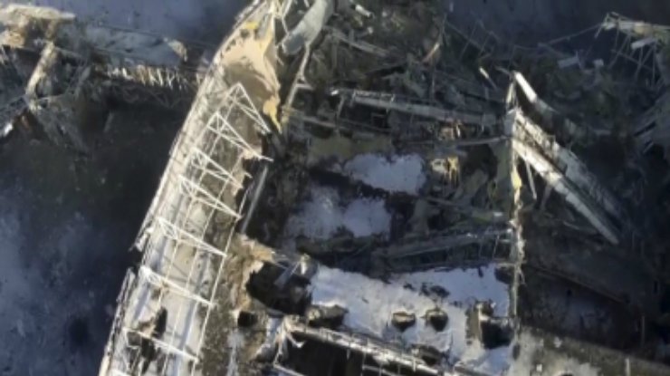 Киборги покинули полностью разрушенный аэропорт Донецка