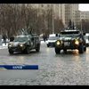 В Харкові вулиці патрулють правоохоронці на БТРах та "Кугуарах"