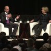 Хиллари Клинтон спародировала Путина на выступлении в Канаде (видео)