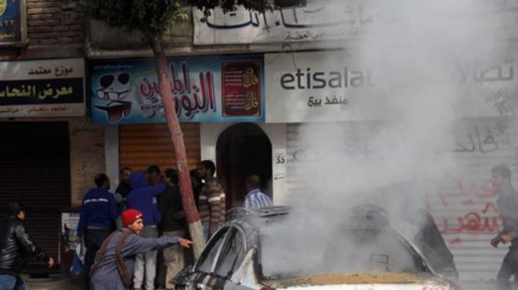 Беспорядки в Египте привели к гибели 18 человек (фото)