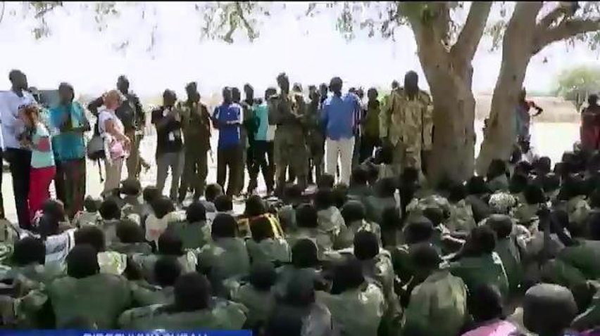 Повстанці Судану відпустили додому дітей