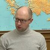 Яценюк поручил немедленно выплатить премии военным (видео)