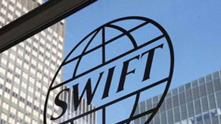 Кремль угрожает Украине из-за отключения от SWIFT