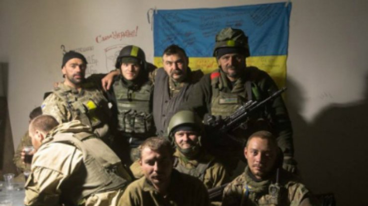 На территории аэропорта Донецка пропали без вести 28 киборгов