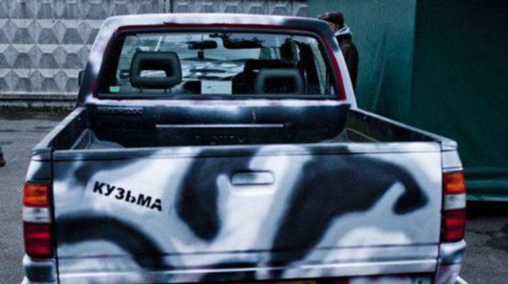 На Донбасс отправили джип, купленный погибшим Кузьмой (фото)