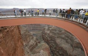 Первые посетители