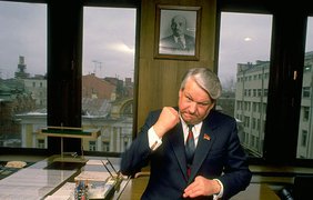 - Не дай вам бог критиковать белорусов и Лукашенко. Иначе будете иметь дело со мной!
