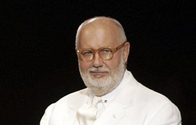 Потирая ручки