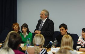 - Не волнуйтесь, ребята. Всё будет "комильфо"!