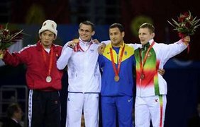 Канатбек Бегалиев (Казахстан), Стив Генот (Франция), Армен Варданян (Украина) и Михаил Семенов (Белоруссия)