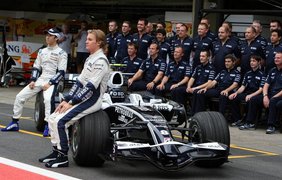 Казуки Накаджима (Япония), Williams F1 Team, Нико Розберг (Германия), WilliamsF1 Team1