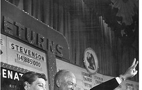 1952 год. Новоизбранный президент - Дуайт Эйзенхауэр