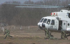Высадка солдат из вертолета