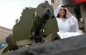 Как в Киеве Махно женили