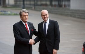 Виктор Ющенко и премьер-министр Швеции Фредерик Реинфельдт