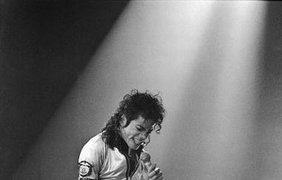 Король поп-сцены Майкл Джексон