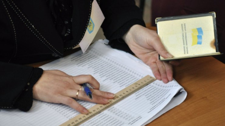 В Украине проходит второй тур голосования