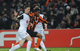 Новичок "Шахтера" Дуглас Коста усилил игру, выйдя на замену