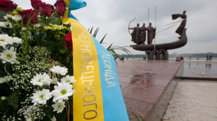 Ко Дню Киева Черновецкий открыл отреставрированный памятник Кию, Щеку, Хориву и сестре их Лыбеди