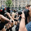 FEMEN: "Свободу прессе!"