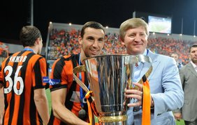 Срна и Ахметов с кубком