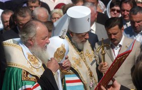Патриарх Кирилл и настоятель УПЦ (МП) митрополит Владимир