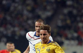 С мячем Василий Кобин
