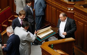 Янукович открыл в Раде новый политсезон