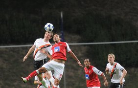 Кучер выигрывает верховую борьбу