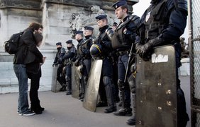 Франция протестует