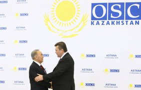 Президент Казахстана Нурсултан Назарбаев и президент Украины Виктор Янукович