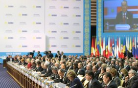 Виктор Янукович на саммите ОБСЕ