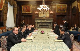 Встреча Виктора Януковича со Спикером Палаты представителей Парламента Японии Такахиро Йокомити