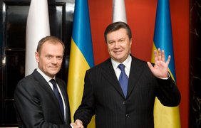 Виктор Янукович и премьер-министр Польши Дональд Туск