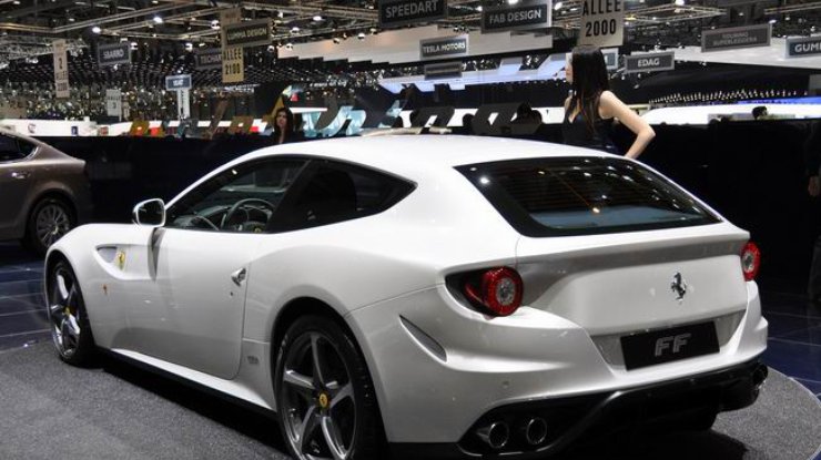 Ferrari FF