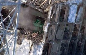 Разрушенный четвертый реактор АЭС "Фукусимы"