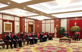 Встреча с Главой Национального собрания, Генеральным Секретарем Коммунистической партии Вьетнама Нгуен Фу Чонгом