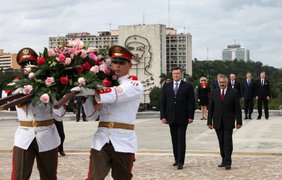 Мемориал Хосе Марти, расположенный на центральной площади Гаваны - площадь Революции